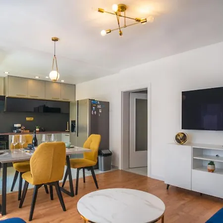 Apartman Luxury In The Center Of *