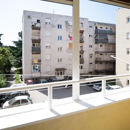 Luxury In The Center Of * Zára